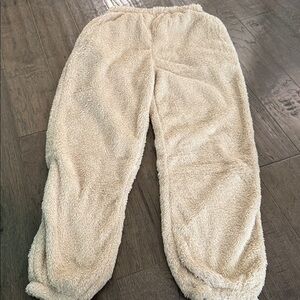 Sherpa Joggers size small tan-nwot
